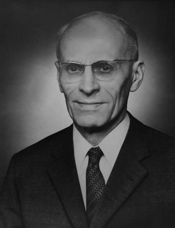 A Memmert GmbH + Co. KG alapítója: Willi Memmert