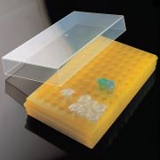 Reversible 96 well racks with lid, green