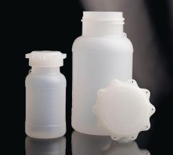 Wide neck containers for liquids with star-shaped cap