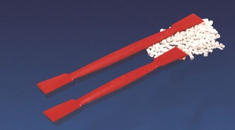 Piros laboratóriumi spatula